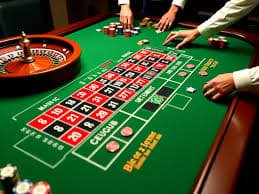 Meja live dealer eksklusif untuk pemain VIP Meja live dealer blackjack dengan dealer profesional
